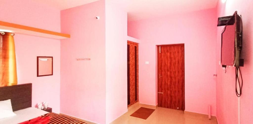 דירות פונדיצ'רי Royal Grand Residency מראה חיצוני תמונה