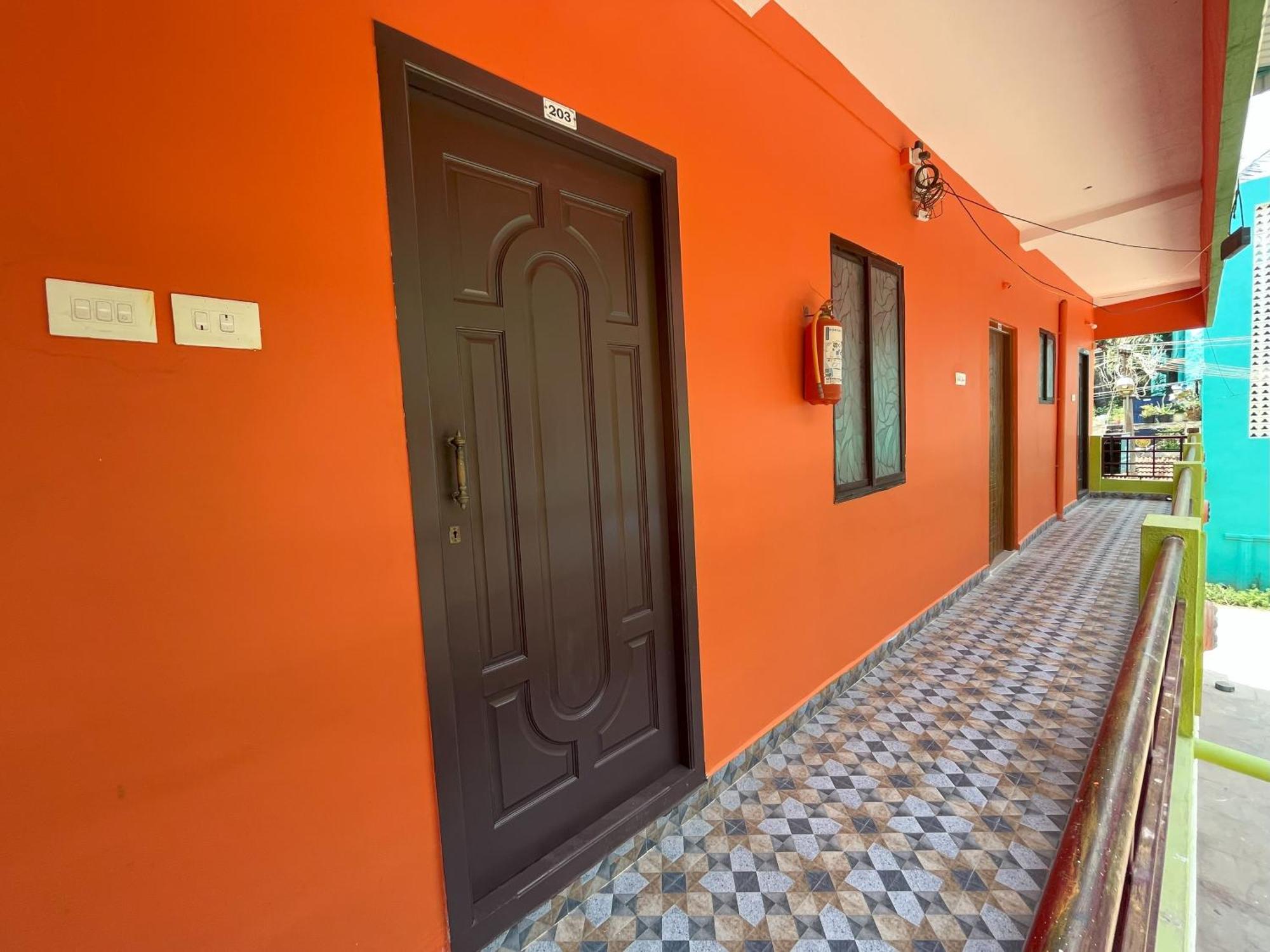 דירות פונדיצ'רי Royal Grand Residency מראה חיצוני תמונה